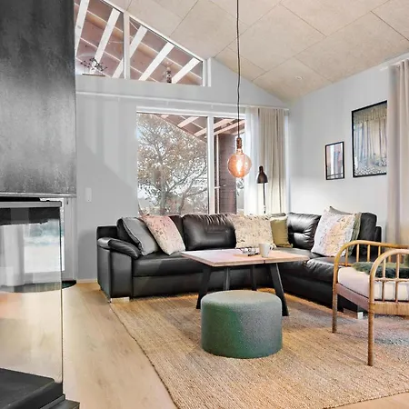 Casa de Férias Lovely In With Kitchen