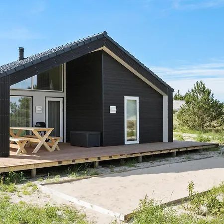 Casa de Férias Lovely In With Kitchen Ringkøbing